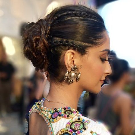 Hairstyles Juda, Juda Hairstyle, Hairstyle For Long Hair, Bridal Bun, Braided Hairdo, Bridal Hair Buns, Braided Bun Hairstyles, Makeup Bridal, Front Hair Styles