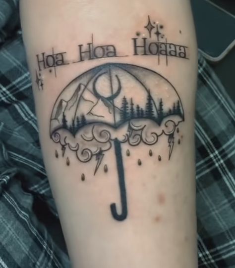 Sweater Weather Tattoo, Rainy Tattoo Ideas, Twilight Flash Tattoo, Twilight Themed Tattoos, Umbrella Flash Tattoo, Subtle Twilight Tattoos, Twilight Zone Tattoo Ideas, Twilight Inspired Tattoos, Twilight Tattoos