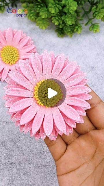 Flowers Easy Craft, Diy Craft Flowers, Flowers Diy Crafts, How To Make Foam, Shorts Diy, Flowers Easy, Craft Flowers, Best Bow, Let Me Down