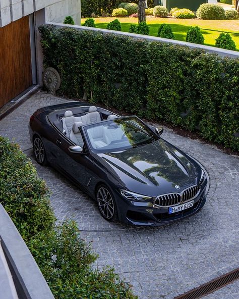 Convertible Car Aesthetic, Luxury Cars For Men, Aesthetic Rolls Royce, Luxury Cars Aesthetic, Prom Car, Bmw Convertible, Cochlear Implants, Carros Bmw, Black Porsche