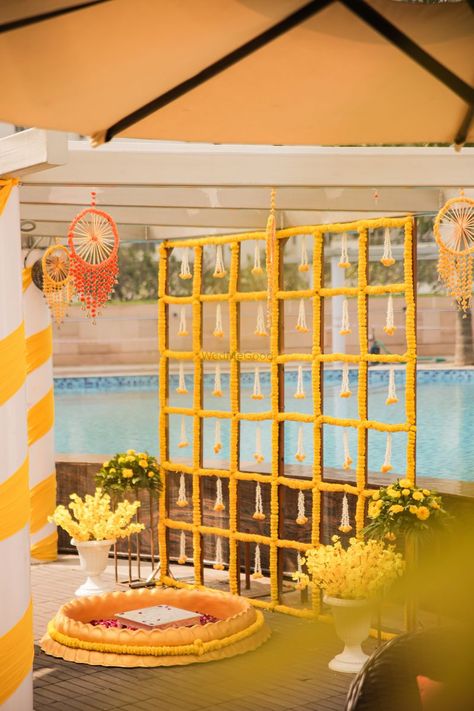 Photo From Poolside Haldi Setup - By TigerLily Minimalist Haldi Decor, Flower Decoration Stage, Haldi Seating, Minimalist Backdrop, Haldi Decoration Ideas, Decoration Stage, Wedding Decorator, Haldi Decor, Poolside Decor