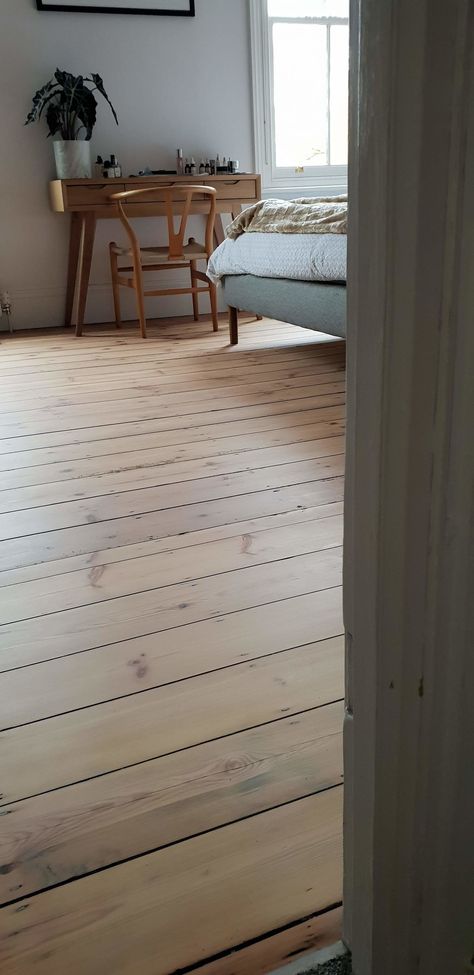 Raw Victorian Pine — sandman Pine Floor Bedroom, Heart Of Pine Wood Floors, White Wash Ceiling, Wooden Floor Ideas, Build A Loft Bed, Pine Wood Flooring, Pine Flooring, Wood Floor Design, Eastern White Pine