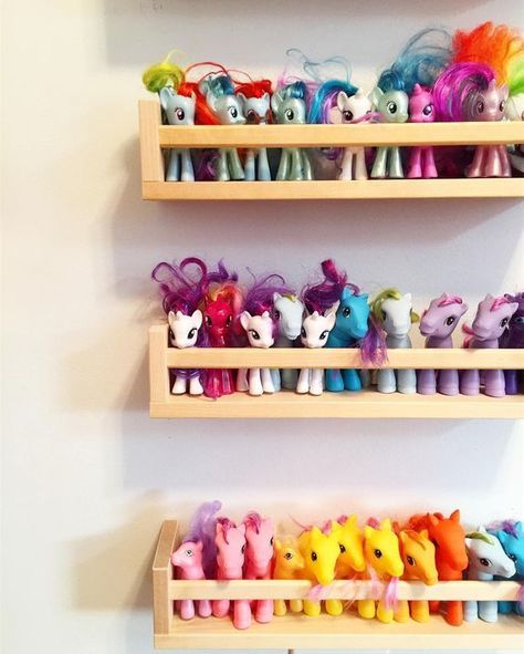 IKEA spice rack- maybe for Emily's barbies since she doesn't have her My Little Ponies anymore? Toy Room Organization, Ikea Spice Rack, Horse Breeder, Playroom Organization, Spice Racks, Kids Room Organization, Toy Room, Beanie Boos, Toy Rooms