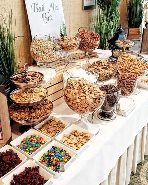 Nuts Table Ideas, Snack Bar Cocktail Hour, Rustic Snack Bar Ideas, Winter Wedding Snack Bar, Trail Mix Bar Make Your Own Wedding, Munchie Bar Wedding, Snack Bar For Wedding Reception, Event Snack Table, Chips Ideas For Party