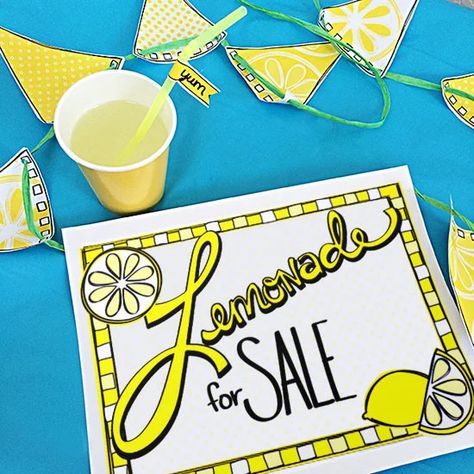 Printable Lemonade Stand Kit for Kids Outdoor Crafts Kids, Kids Lemonade Stands, Kids Lemonade, Loopy Yarn, Sale Sign, Country Chic Cottage, Outdoor Crafts, Chic Cottage, Lemonade Stand