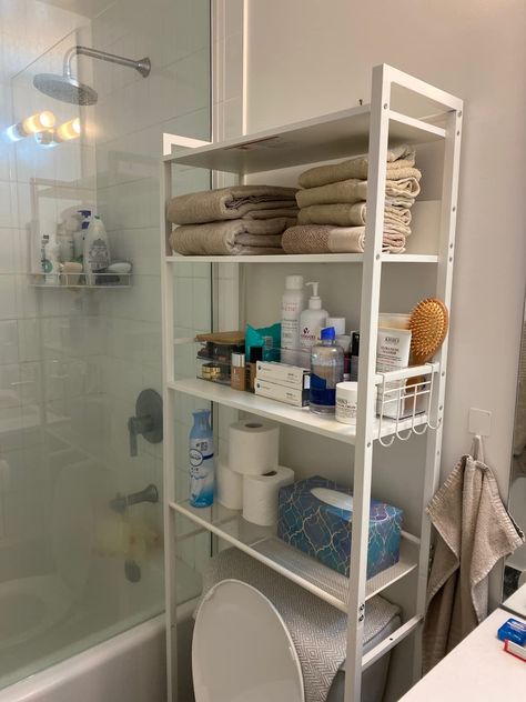 Small Toilet Room Organization, Over The Bathroom Storage, Over The Toilet Organization, Cute Towel Storage, Small Bathroom Storage Over Toilet, Toilet Rack Organization, Small Bathroom Organiser, Over The Toilet Storage Shelves, Bathroom Over Toilet Storage Ideas