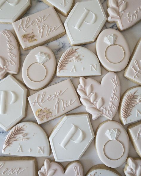 Kaitlyn Falzone-Shipp on Instagram: “pretty, boho engagement cookies for alexa & nic 🤍” Cat Wedding Cookies Decorated, Neutral Wedding Cookies, Simple Engagement Cookies, Neutral Bridal Shower Cookies, Engagement Cookies Ideas, Boho Bridal Shower Cookies, Engagement Cookies Decorated, Wedding Cookies Ideas, Boho Engagement Party