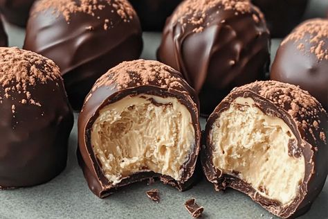 These No-Bake Peanut Butter Cheesecake Balls are creamy, nutty, and easy to make! Perfect for parties, snacking, and gift-giving. No Bake Peanut Butter Cheesecake Balls, Peanut Butter Cheesecake Balls, Peanut Butter Balls Easy, Cheesecake Balls, Peanut Butter Balls Recipe, Chunky Peanut Butter, Peanut Butter Cheesecake, Dessert Bites, Peanut Butter Bars