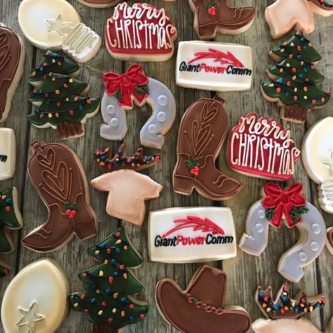 Country Christmas Cookies, Country Christmas Cookies Decorated, Cowboy Christmas Cookies, Christmas Cowboy Cookies, Western Christmas Cookies Decorated, Western Birthday Cookies, Mrs Bush Cowboy Cookies, Texas Cowgirl Cookies, Cookies Cowboy