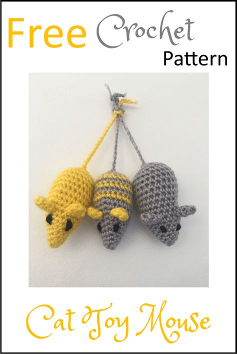 Free Amigurumi Pattern Toy Mouse for Cats! Lots of other free crochet patterns too! Diy Jouet Pour Chat, Cat Toy Mouse, Crochet Cat Toys, Confection Au Crochet, Free Toys, Crochet Mouse, Pola Amigurumi, Crochet Diy, Crochet Motifs