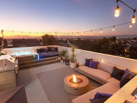 Terrace Design Ideas, Rooftop Patio Design, Roof Terrace Design, Balkon Decor, Terrasse Design, Rooftop Terrace Design, Rooftop Design, Rooftop Patio, Rooftop Deck