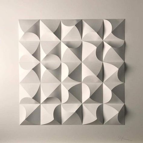 Artist Matthew Shlian creates 3D paper sculptures that transform the everyday material into mesmerizing tessellations. Folded Paper Art, Matthew Shlian, Candle Water, 3d Paper Sculpture, Lattice Screen, Paper Folding Art, Module Design, Geometric Origami, Paper Art Sculpture