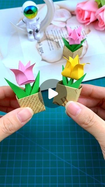 Tulip Origami, Origami Flowers Tutorial, Fun Projects For Kids, Rose Crafts, Origami Rose, Paper Flower Decor, Paper Flowers Wedding, Paper Flower Crafts, Hand Crafts For Kids