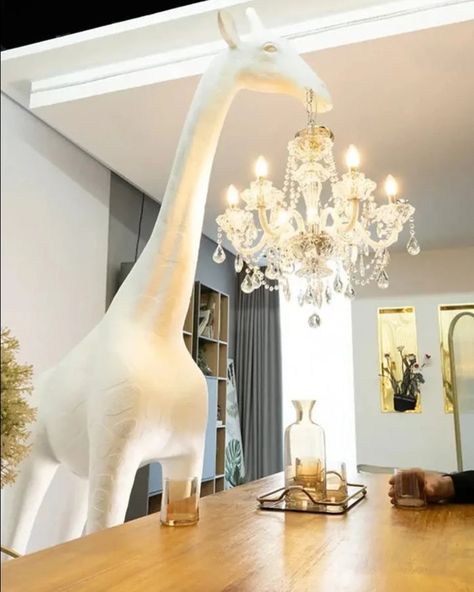 Giraffe decor