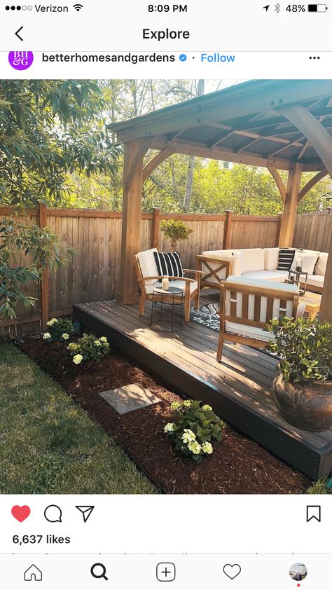 Garden Types, Backyard Deck Ideas On A Budget, Small Backyard Decks, Freestanding Deck, Replacement Canopy, Garden Floor, Deck Designs Backyard, Small Deck, Beautiful Patios