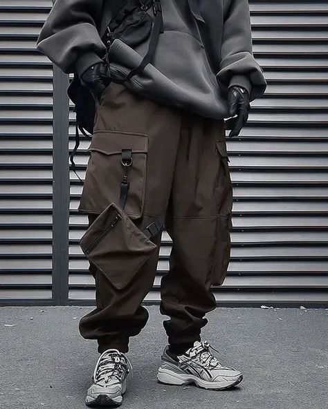 Techwear Pants ’Saijo’ - STORM™ Tech Wear Cargo Pants, Urban Style Man, Dystopian Techwear, Mens Techwear Fashion, Tech Streetwear, Fall Clothes Men, Techwear Cargo Pants, Soft Techwear, Tech Wear Men