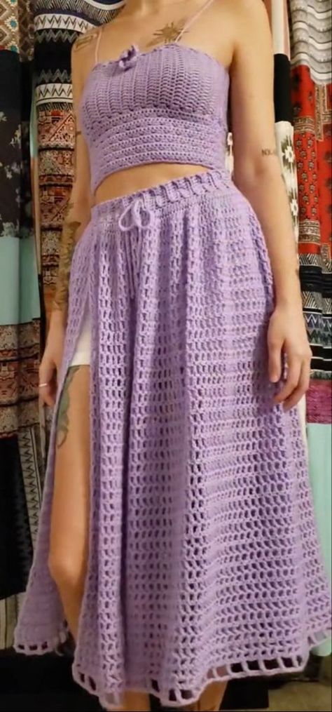 Skirt Pattern Free, Crochet Skirt Pattern, Crochet Bottoms, Mode Crochet, Crochet Skirts, Crochet Design Pattern, Crochet Clothing And Accessories, Crochet Fashion Patterns, Crochet Dress Pattern