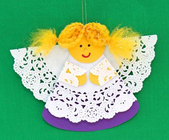 Cardstock and Doily Angel step 21 hang to display Christmas Angel Diy, Doily Angel, Christmas Angels Diy, Angel Ornaments Diy, Angel Diy, Christmas Angel Ornaments, Christmas Bunting, Angel Crafts, Paper Doilies