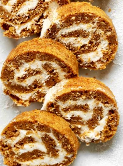 Paleo Pumpkin Roll, Vegan Pumpkin Roll, Gluten Free Pumpkin Roll, Healthy Fall Desserts, Pumpkin Cookies Healthy, Jelly Roll Cake, Pumpkin Swirl Cheesecake, Healthy Pumpkin Bread, Pumpkin Roll Cake