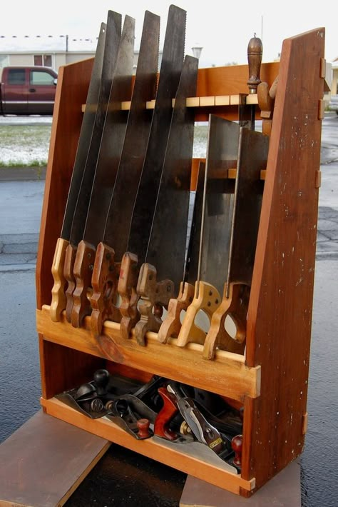 Hand Saw Storage, Saw Storage, Saw Till, Hand Tool Storage, Cleat Storage, French Cleat Storage, Woodworking Shop Ideas, Tool Storage Ideas, Work Shop Ideas