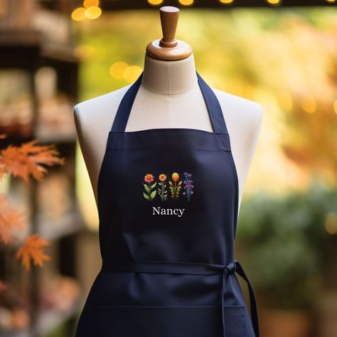 Get your game on with our stylish customised aprons in classic black and white. ✨ Whether you're whipping up culinary masterpieces, painting a masterpiece or perfecting those stunning nail designs, our aprons have got you covered! 😍🎉 Don't miss out, place your order today and step up your professional style for only Kshs 1250. 🔥💯 [kindly note this pictures aren't ours but an inspo of what you can get] #CustomAprons #apronskenya #aprons #affordablegiftskenya #newproduct2024 #uniquegiftideas... Customised Aprons, Masterpieces Painting, Stunning Nail Designs, Custom Aprons, Professional Style, Professional Fashion, Affordable Gifts, Game On, Step Up