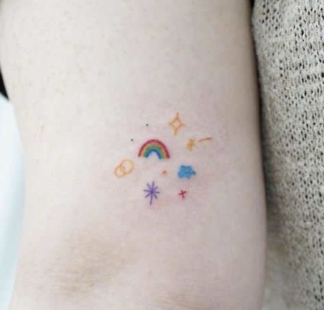 Colorful Tiny Tattoos, Small Tattoos Colorful, Little Rainbow Tattoo, Tiny Colorful Tattoos, Small Rainbow Tattoo, Rainbow Tattoo Ideas, Minimalist Kawaii, Small Colorful Tattoos, Rainbow Tattoo