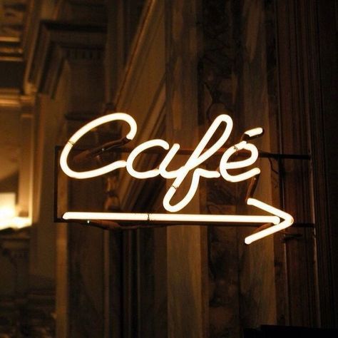 Cafe Signage, Coffee Shop Signs, Cafe Sign, Cafe Shop Design, Board Shop, Bar Logo, Cafe Art, Cafe Logo, Bar Set Up