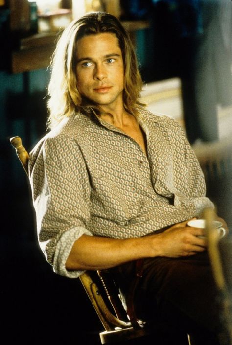 I had this exact poster on my wall in HS/College.  If I had a boy I was going to name him, Tristan.  (Brad Pitt as Tristan Ludlow in Legends Of The Fall) Brad Pitt Movies, Man With Long Hair, Ocean's Eleven, Legends Of The Fall, 동화 삽화, Kris Kristofferson, Chad Michael Murray, Color Images, Richard Gere