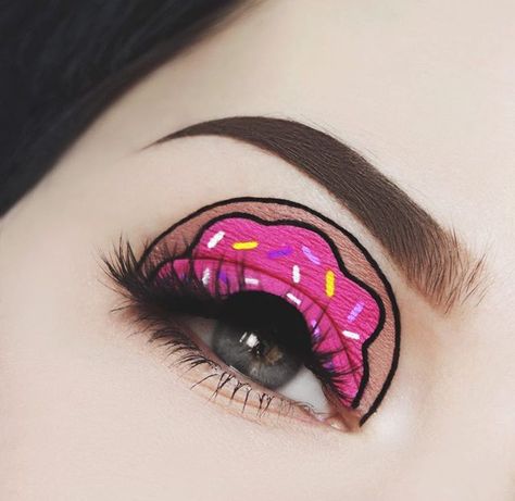 Donut inspired eye makeup Disney Eye Makeup, Crazy Eye Makeup, Halloweenský Makeup, Holloween Makeup, Halloween Eye Makeup, Face Art Makeup, Disney Makeup, Beautiful Eye Makeup, Makijaż Smokey Eye