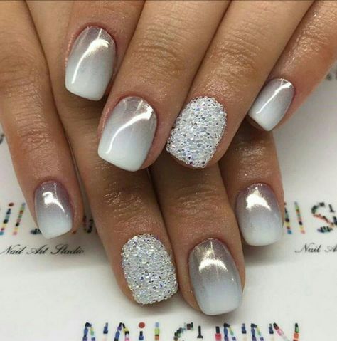 gray to white ombre nails Nails Gray, Christmas Dip, Stars Nails, Prom Nail Designs, Nails Grey, Fall Ombre, Gray Ombre, Nails Ombre, Nagellack Trends