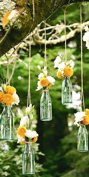 Yellow Garden Party - Très Haute Diva Deco Champetre, Alpine Plants, Fabulous Diy, Garden Types, Boho Wedding Decorations, Marriage Ceremony, Garden Parties, Aquatic Plants, Grad Parties