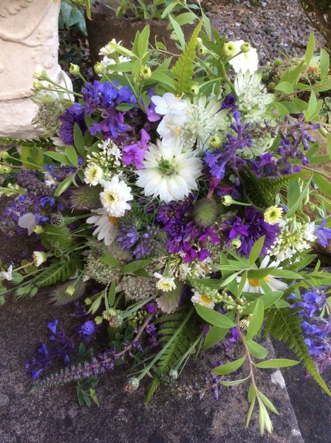 Moodboard Presentation, The Royal Wedding, British Flowers, British Summer, Special Flowers, May Weddings, Wedding Order, Forget Me Nots, Sweet Peas