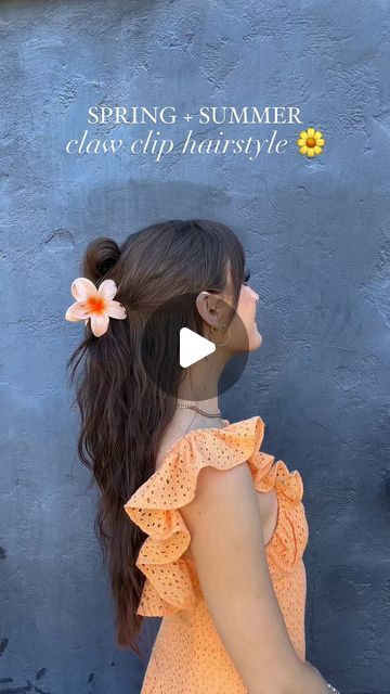 AUTUM RAIN on Instagram: "cutest pinterest claw clip hairstyle by @_kennedylyons 🦋   I just got these new flower clips and I love them so much! they’re so fun to match to my outfits :’)  @revolve dress + flower clips are on my LTK! 🎀   claw clip hairstyles, spring summer hair idea, pinterest inspired hair #pinterestinspired #hairtutorial #hairideas" Hairstyle With Flower Clip, Flower Claw Clip Hairstyles, Flower Clip Hairstyles, Revolve Dresses, Clip Hairstyles, Sleek Hairstyles, Flower Clip, Claw Clip, Flower Hair Clips