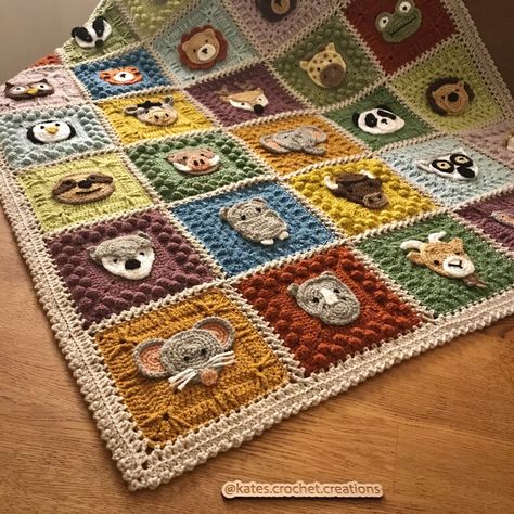 Crochet Blanket Animals, Aesthetic Crochet Blanket, Crochet Blanket Free, Crochet Kids Blanket, Colorful Baby Blanket, Crochet Square Blanket, Crochet Baby Gifts, Colorful Baby, Granny Square Crochet Patterns Free