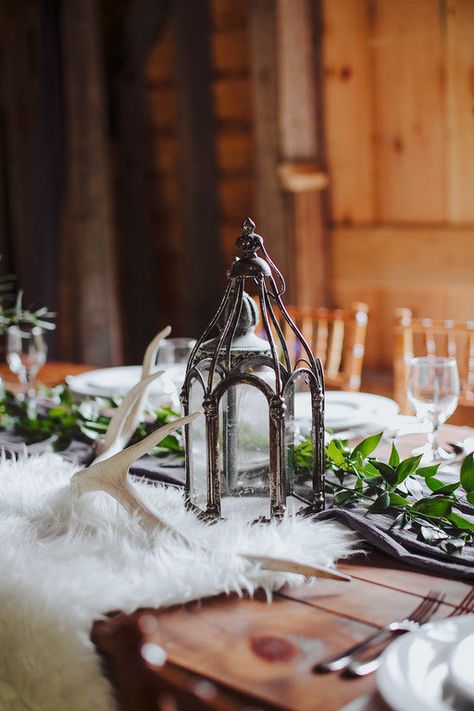 medieval purple stone wedding centerpiece Medieval Centerpieces Diy, Medieval Centerpieces, Medieval Wedding Decorations, September Wedding Centerpieces, Skyrim Wedding, Nature Weddings, Medieval Wedding Theme, Medieval Christmas, Medieval Banquet