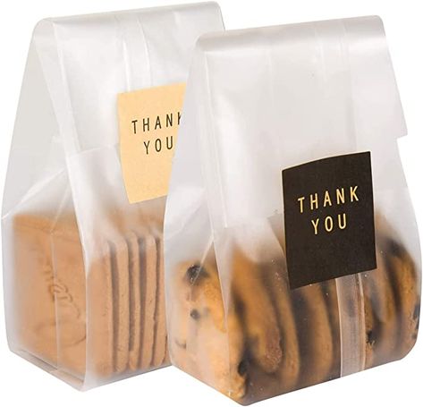 Amazon.com: LOKQING Cellophane Treat Bags Cookie bags for Packaging Clear Gift Bags with Stickers for Cookies,Candy,Chocolates(100PACK,9x3.2inch): Home & Kitchen Cookie Treat Bags, Diy Caramel, Cake Slice Boxes, Bake Sale Treats, Turkey Cupcakes, Candy Kabobs, Cupcake In A Jar, Clear Gift Bags, Minion Cupcakes