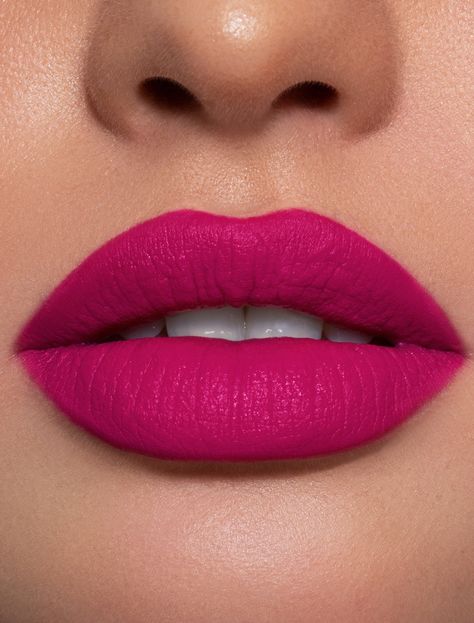 Rose Pink Lipstick Shade, Rose Pink Lipstick, Lip Stick Pink, Hot Pink Lipstick Makeup Look, Hot Pink Lip, Hot Pink Lipstick, Lipstick Kylie, Pink Lips Art, Bright Pink Lipstick