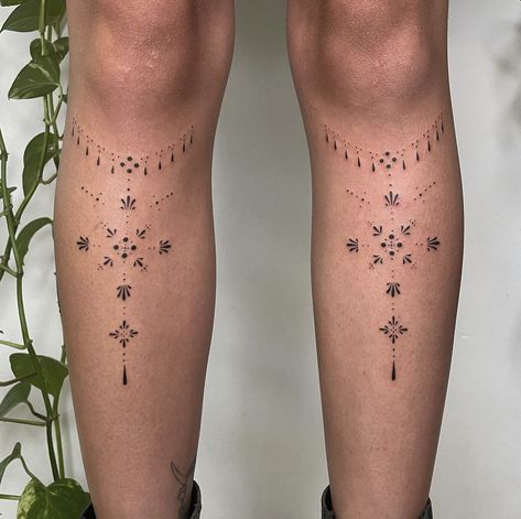 Ornamental Above Knee Tattoo, Tattoo Ideas On Calf, Ornamental Shin Tattoos For Women, Shoulder Top Tattoo, Ornamental Tattoo Design Leg, Ceremonial Tattoos, Forearm Ornamental Tattoo, Ornamental Tattoo Placement, Fine Line Knee Tattoo