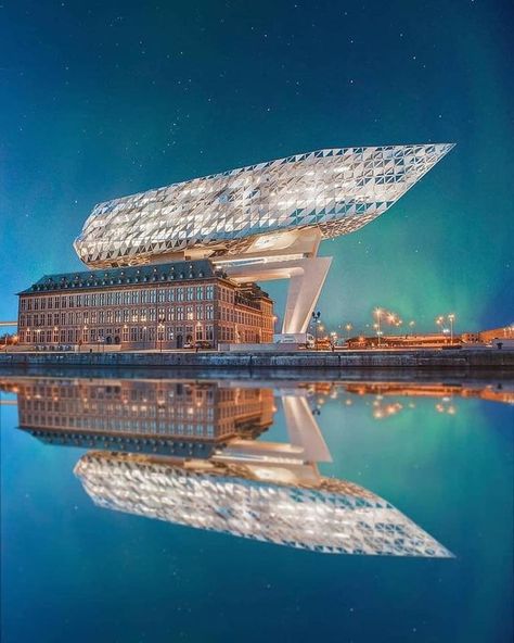 Port Authority Building of Antwerp - Belgium Europe Living, Zaha Hadid Architecture, Luxury Exterior, Reflection Painting, Stunning Architecture, Parametric Architecture, Reflection Photography, Architecture Ideas, Antwerp Belgium