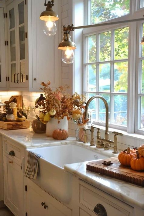 Autumn Decor Ideas.. you're welcome 🧡 🍂🌰🍁🍂🌰🍁🍂🌰🍁🍂🌰🍁🍂🌰🍁 Fall Farmhouse Interior, Fall Houses Interior, Fall Colors Interior Design, Fall Top Of Fridge Decor, Fall Decor Ideas For The Home Minimalist, Autumnal House Decor, Cozy Fall Kitchen Aesthetic, Fall Decor For Top Of Cabinets, Fall Home Aesthetic Kitchen