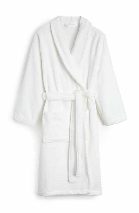 Vogue Beauty, White Bath, White Shower, Ladies Gown, Sleep And Loungewear, White Towels, Looks Chic, Shawl Collar, Waist Tie