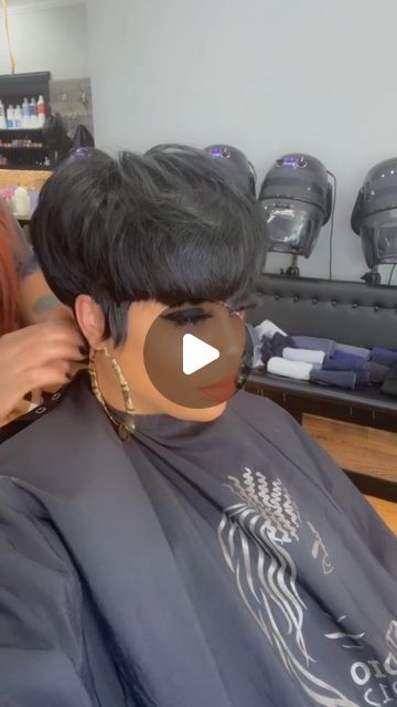 Mushroom Hair Styles For Black Women, Barrel Curls Short Hair Black Women, Tboz Tlc Hairstyle, Mushroom Hair Styles, Bowl Cuts For Women, Mushroom Hairstyles Black Women, 90s Bowl Cut Black Women, Mushroom Pixie Cut Black Women, Short Quick Weave Hairstyles Black Women