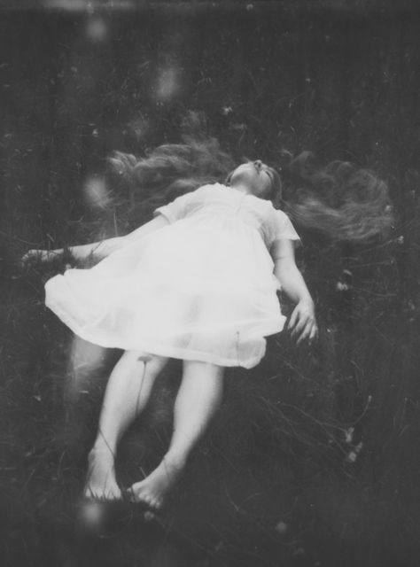 Sarah Moon, Polaroid Photography, Southern Gothic, The Darkness, Dark Art, Photo Inspiration, Her Hair, Photography Inspiration, Fairy Tales