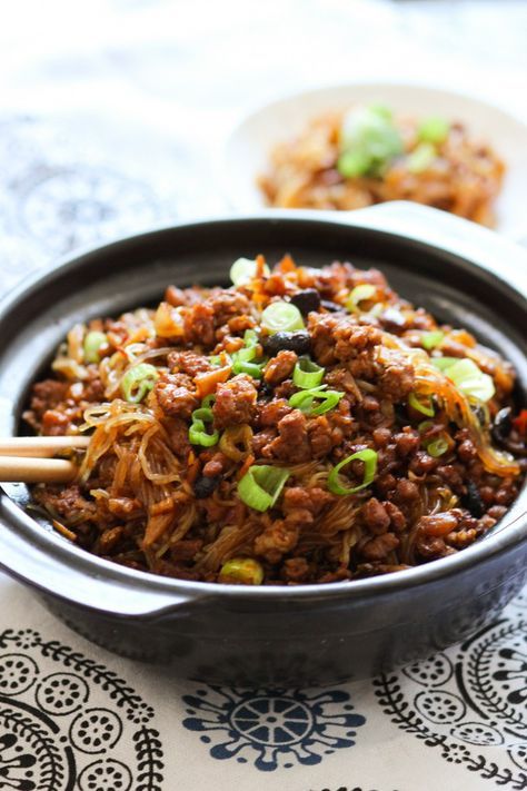 Pork Vermicelli, Vermicelli Recipe, Pork Mince Recipes, Vermicelli Recipes, Asian Meals, Minced Pork, Asian Pork, Mince Recipes, Roasted Chicken Breast