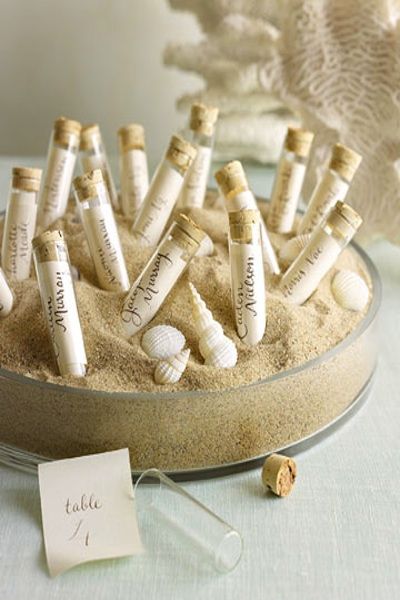 Letters in little Bottles - find your name, pull out message, it says your table placement! 10-year-old boy awesomeness. Creative Place Cards Wedding, Seating Cards, Silvester Party, Message In A Bottle, Beach Theme Wedding, Wedding Places, Wedding Favor, Wedding Favours, Chic Wedding