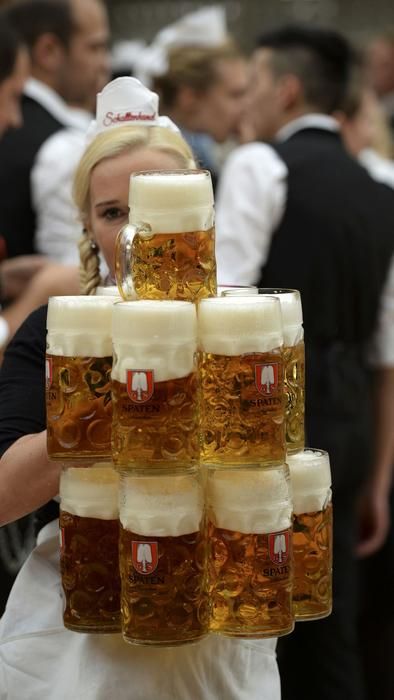 Oktoberfest Octoberfest Beer, German Festival, Oktoberfest Germany, Oktoberfest Woman, Beer Tent, Beer Girl, Oktoberfest Beer, Oktoberfest Party, Beer Fest