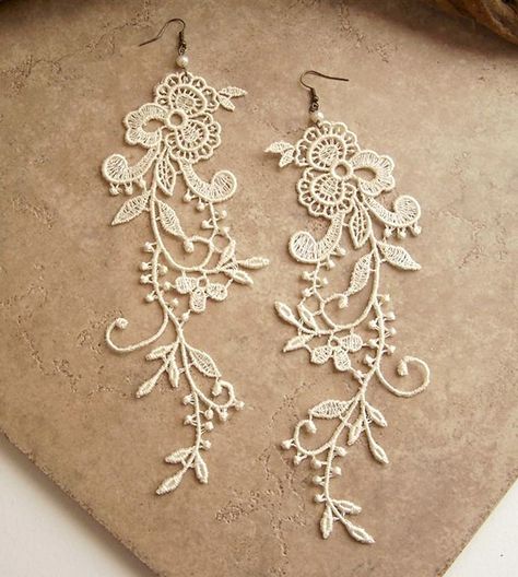 Lace Earrings, Lace Jewelry, Bijoux Diy, Floral Earrings, Ivory Lace, Diy Fashion, Ravelry, White Lace, Jewelry Inspiration