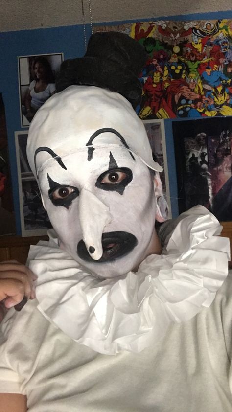 Art the clown. Terrifier Terrifier Clown Costume, Art The Clown Terrifier Costume, Terrifier Clown Makeup, Art The Clown Terrifier Makeup, Art The Clown Makeup Terrifier, Art Clown Terrifier, Art The Clown Costume, Terrifier Makeup, Art The Clown Terrifier Drawing