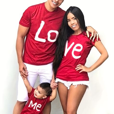 Family Valentines Day, Matching Tees, Family Fashion, Summer Family, Short Sleeve Pullover, Matching Family Outfits, Sweaters And Leggings, Mother And Baby, Family Outfits