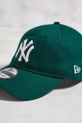 Staple baseball cap from New Era. Features a six-panel construction with a curved brim. Complete with New York Yankees branded detailing to the front. **Content + Care** \- 100% Cotton \- Spot clean | New Era 9TWENTY NY Yankees Teal Baseball Cap - Green at Urban Outfitters New Era Baseball Cap, Ny Baseball, New Era 9twenty, Outfit Hombre, Ny Yankees, New York Yankees, New Era, The Twenties, Baseball Cap